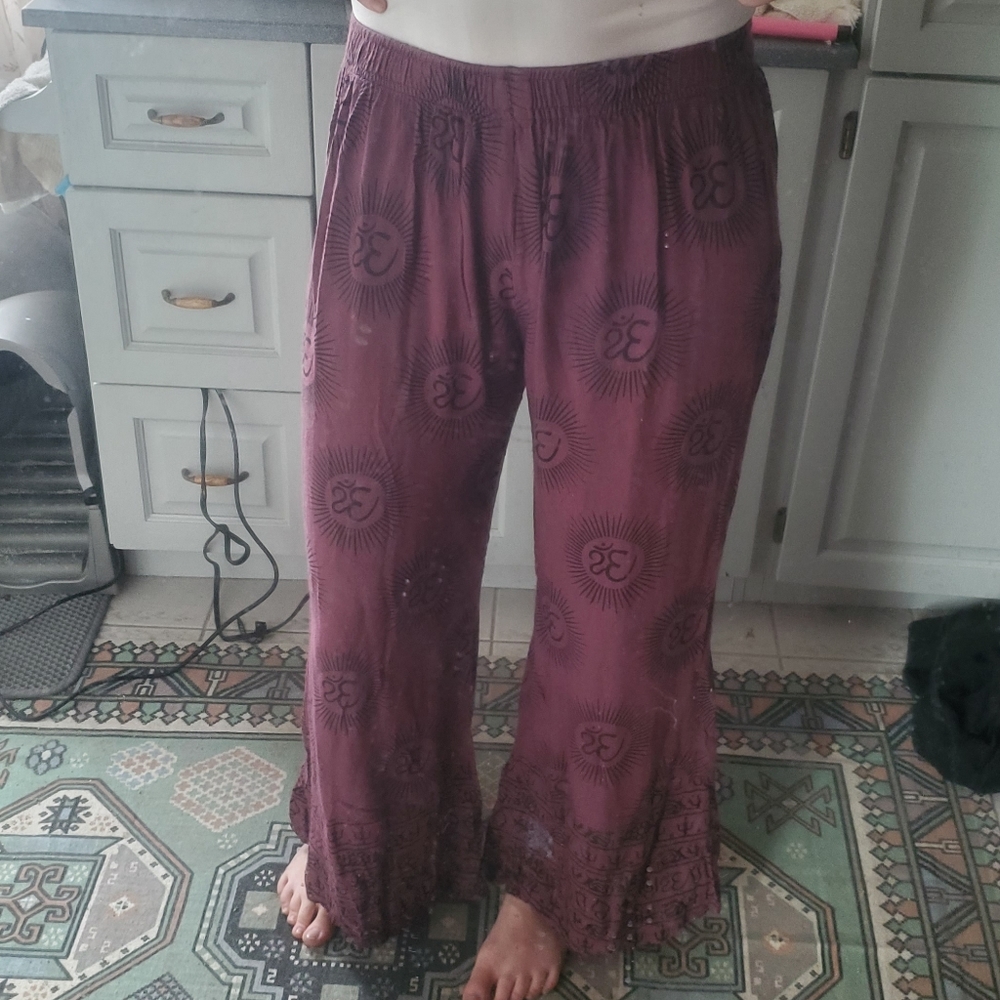 Loose yoga pants